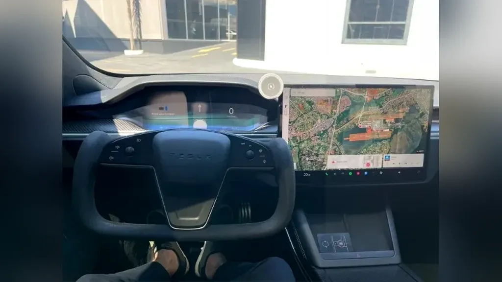 Tesla Model S - Imagem 8