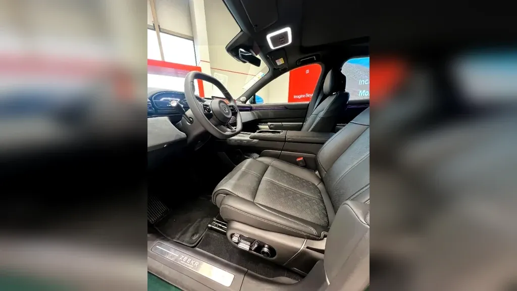 Zeekr 7x - Imagem 13