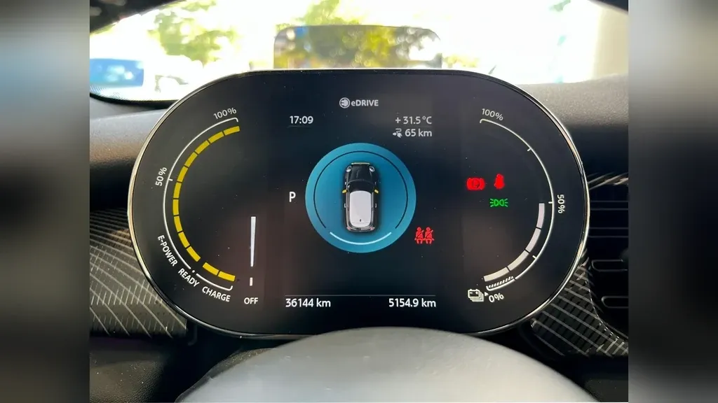 Mini Cooper SE - Imagem 14