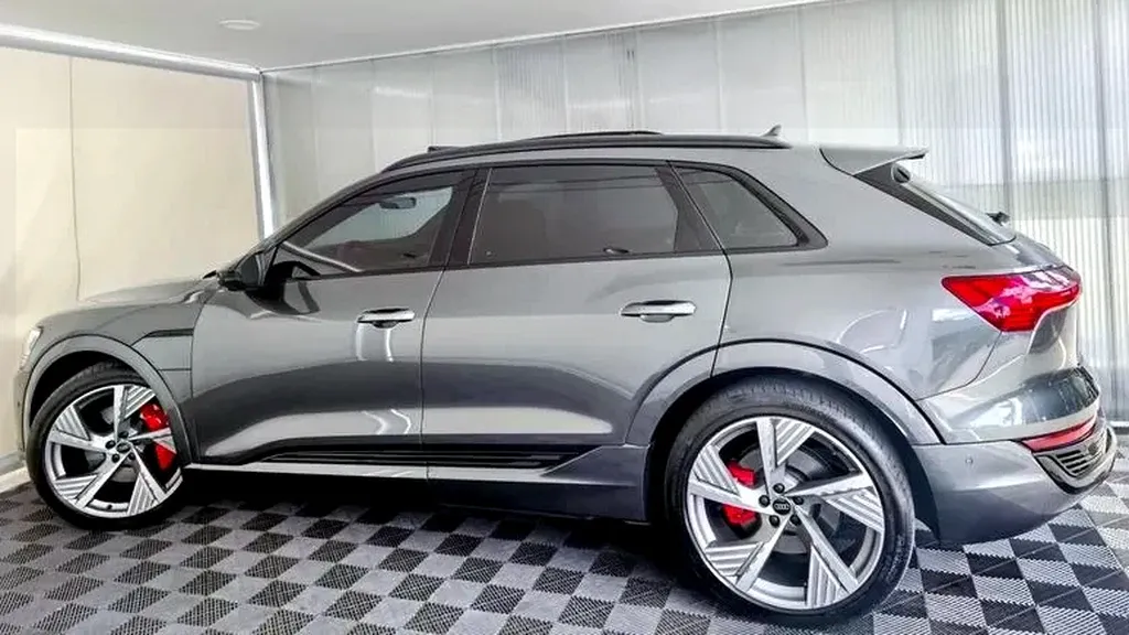 Audi Q8 E-tron - Imagem 7