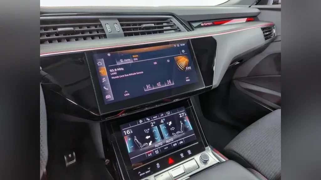 Audi Q8 E-tron - Imagem 12