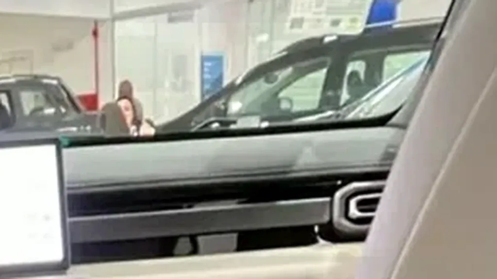 Chevrolet Spark Euv - Imagem 3