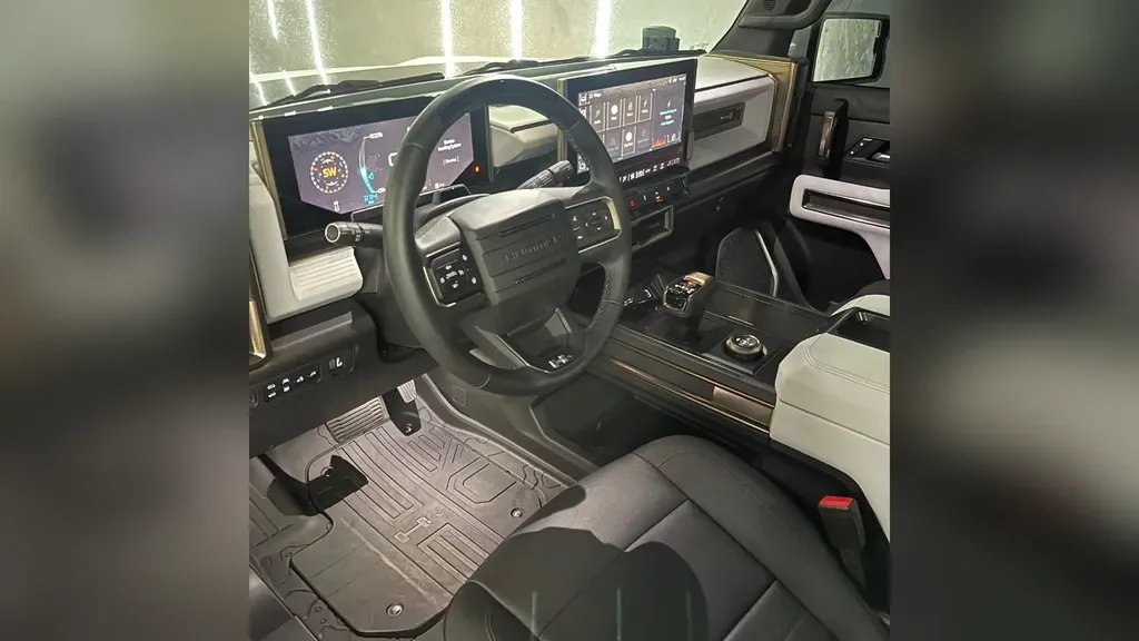 GMC Hummer EV Pickup - Imagem 3