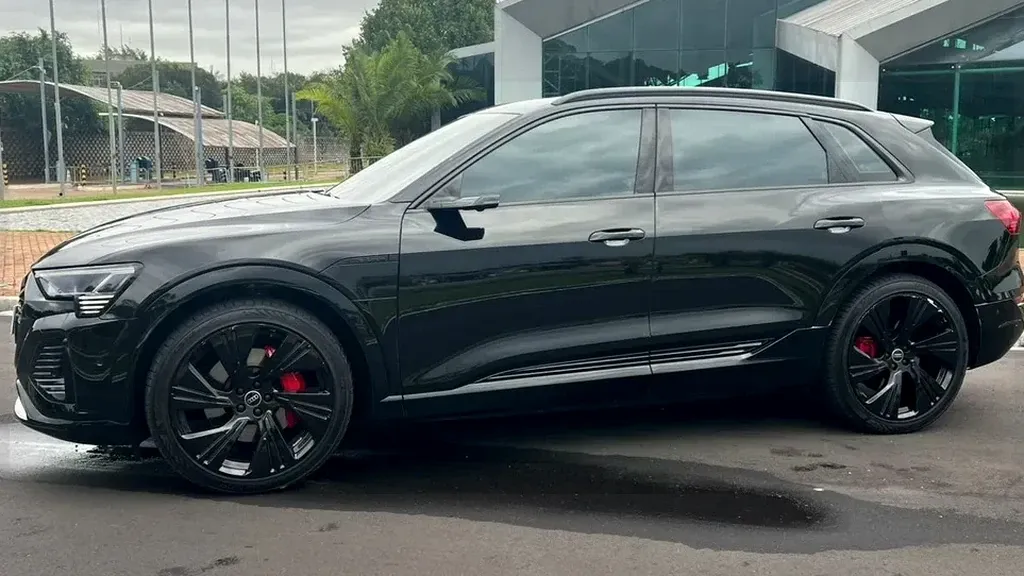 Audi Q8 E-tron - Imagem 3