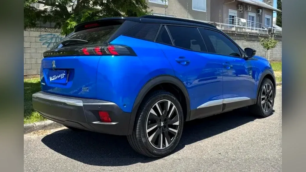 Peugeot E-2008 - Imagem 4