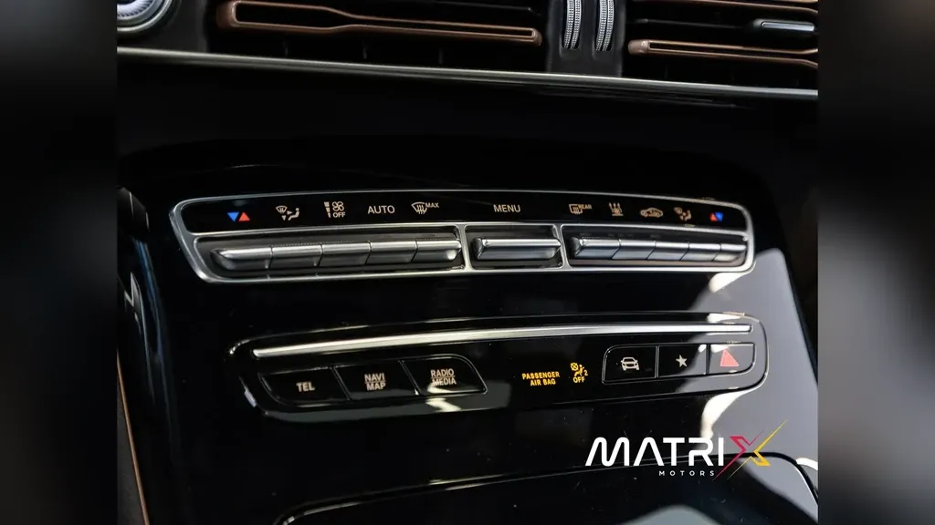 Mercedes Eqc400 - Imagem 18