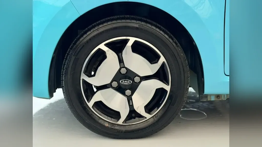 JAC E-JS1 - Imagem 7