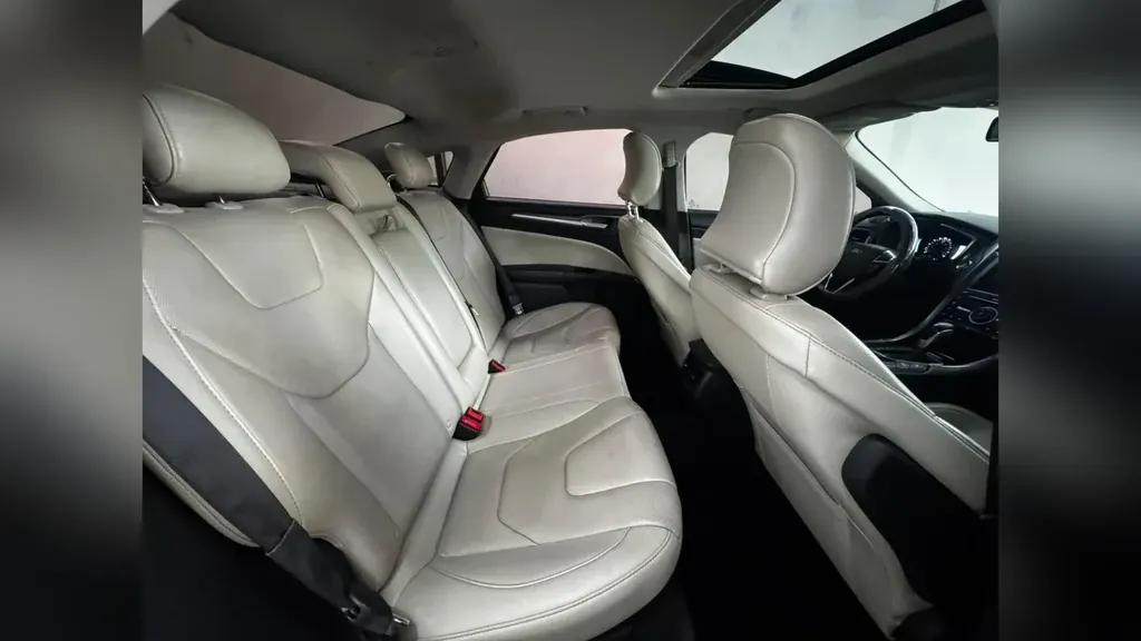 Ford Fusion - Imagem 4