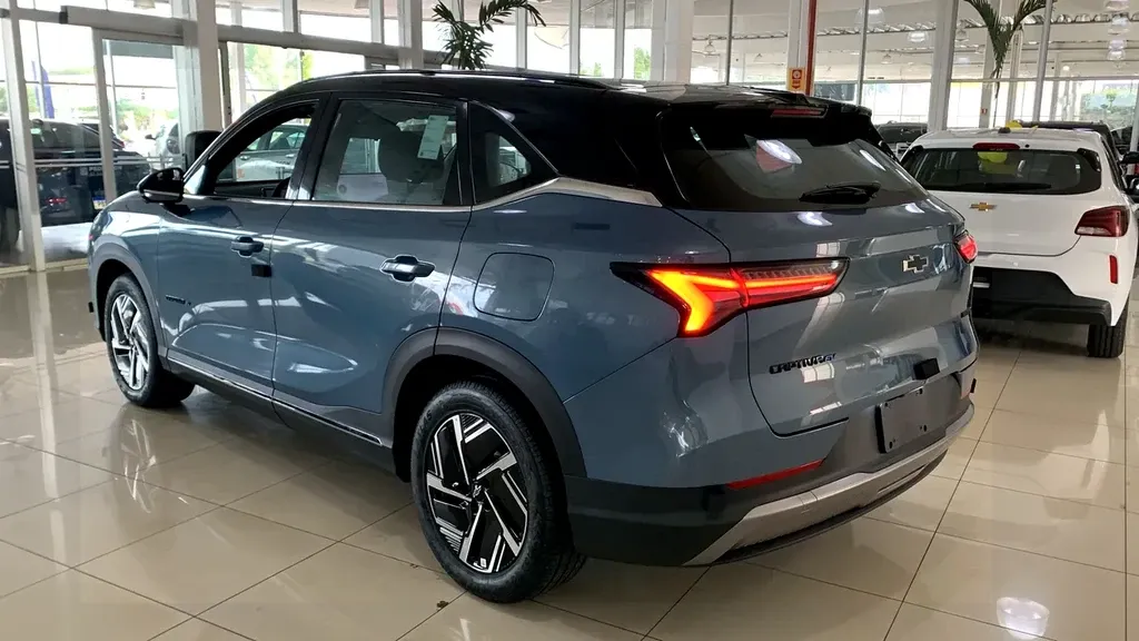 Chevrolet Captiva EV - Imagem 6