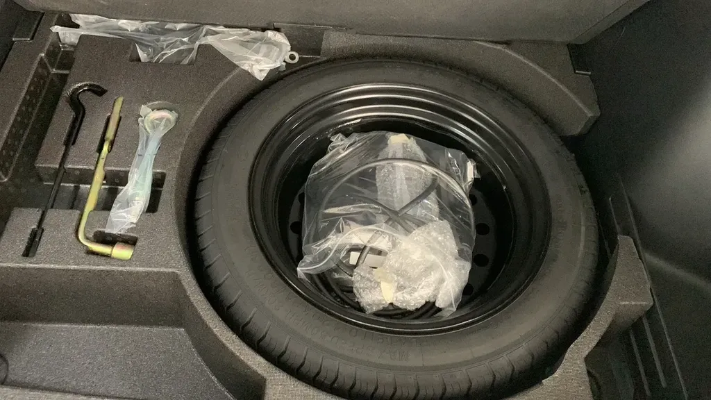 Chevrolet Captiva EV - Imagem 10