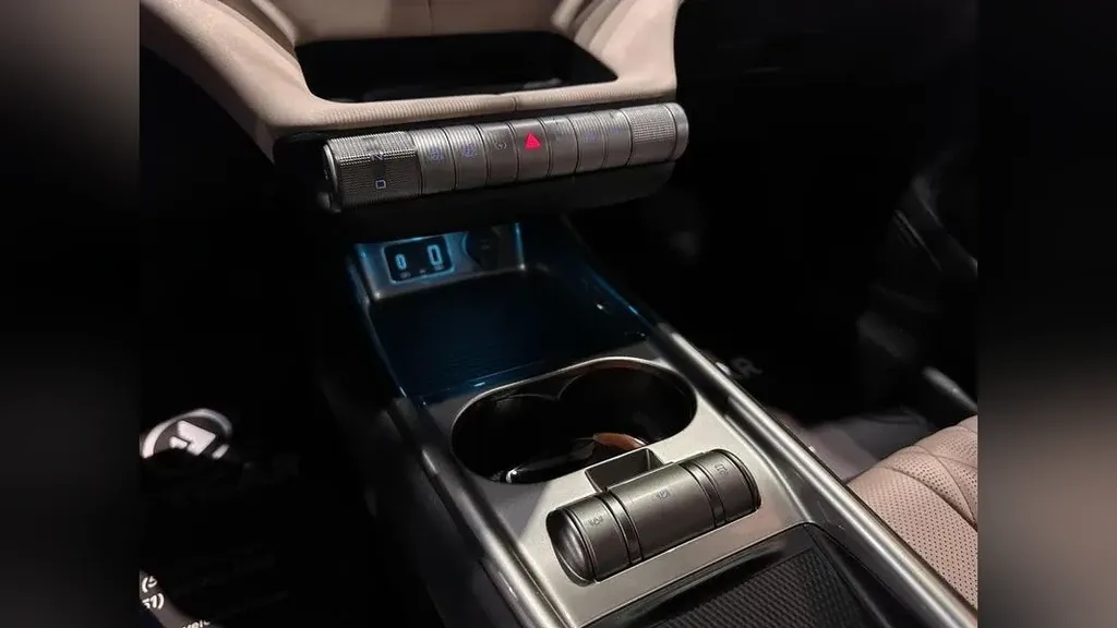 BYD Dolphin - Imagem 12