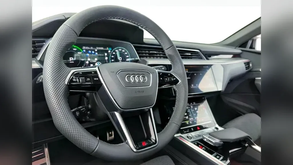Audi Q8 E-tron - Imagem 9