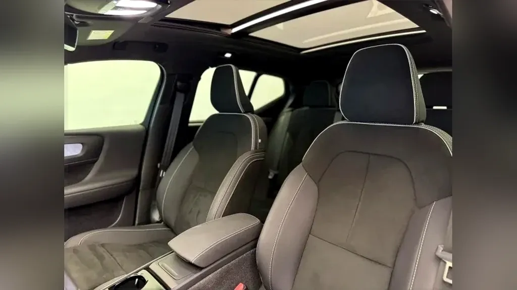 Volvo XC40 Recharge - Imagem 11