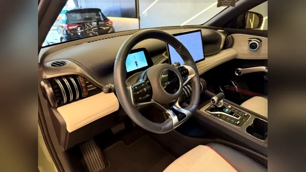 BYD Yuan Plus - Imagem 13