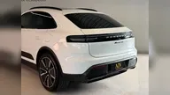 Porsche Macan - Miniatura 8