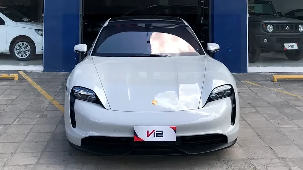 Porsche Taycan - Imagem 2