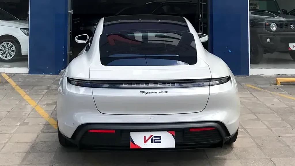 Porsche Taycan - Imagem 3