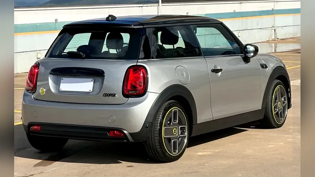 Mini Cooper SE - Imagem 6