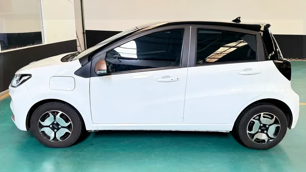 JAC E-JS1 - Imagem 2