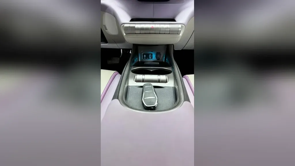 BYD Dolphin - Imagem 14