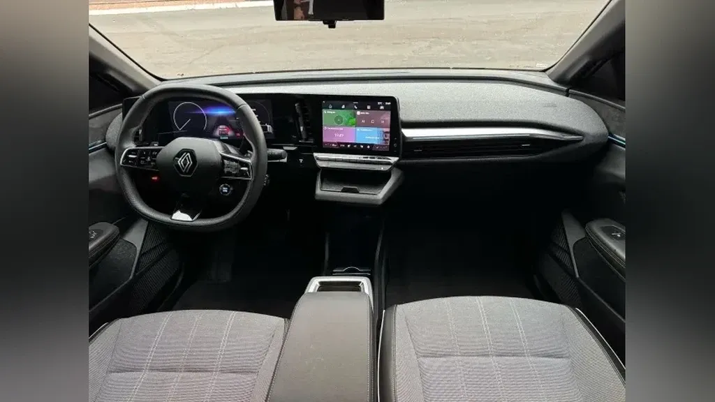 Renault Megane E-tech Electric - Imagem 13