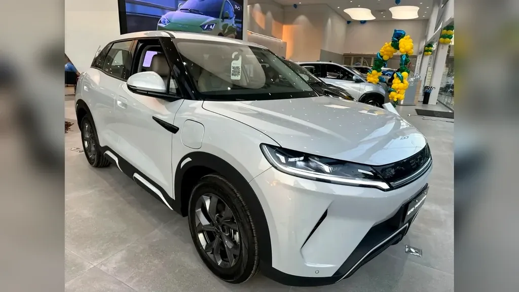 Foto de um byd yuan pro