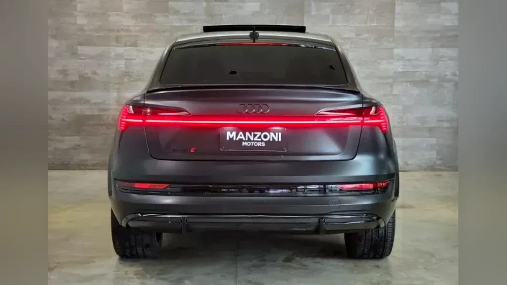 Audi E-tron S Sportback - Imagem 6