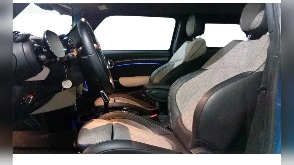 Mini Cooper SE - Imagem 10