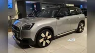 Mini Countryman SE All4 - Miniatura 1