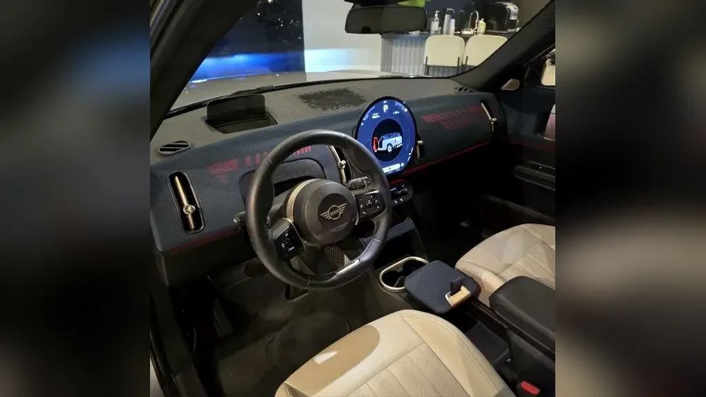 Mini Countryman SE All4 - Imagem 11