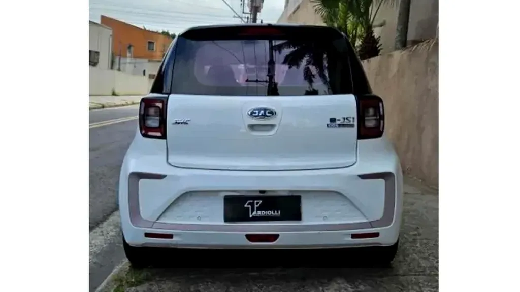 JAC E-JS1 - Imagem 6