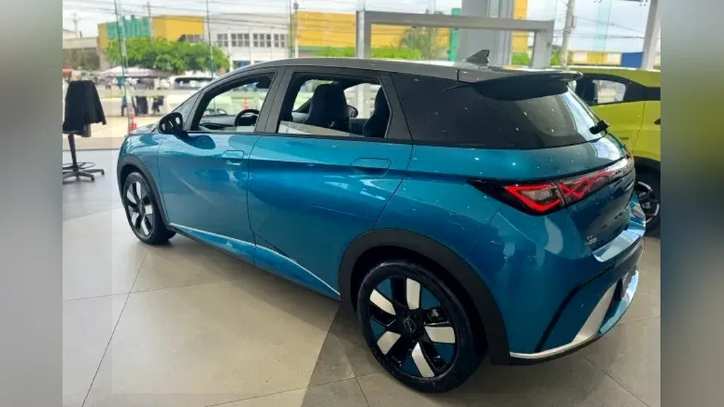 BYD Dolphin Plus - Imagem 2