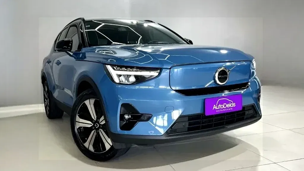 Foto de um volvo xc40 recharge