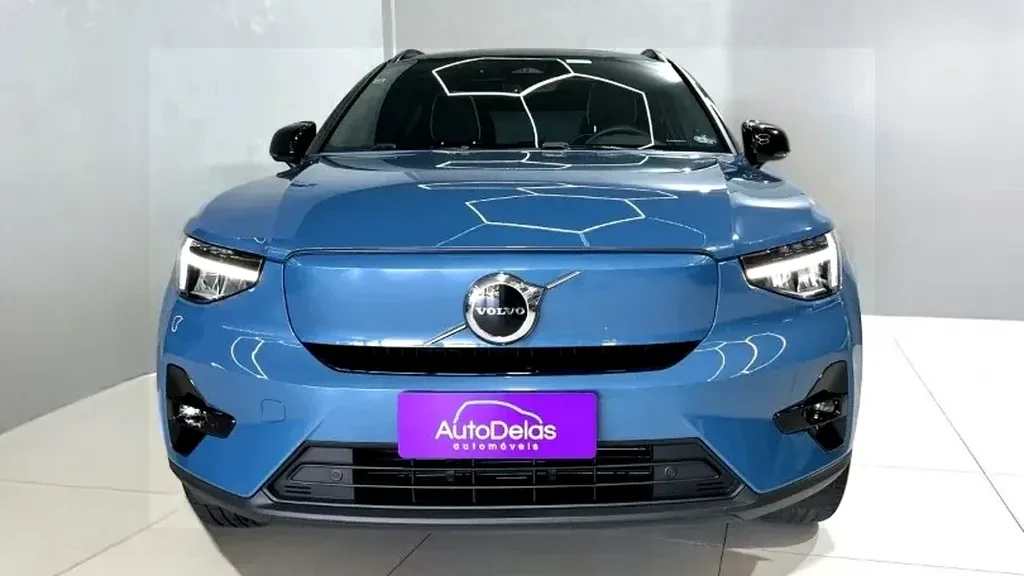 Volvo XC40 Recharge - Imagem 2