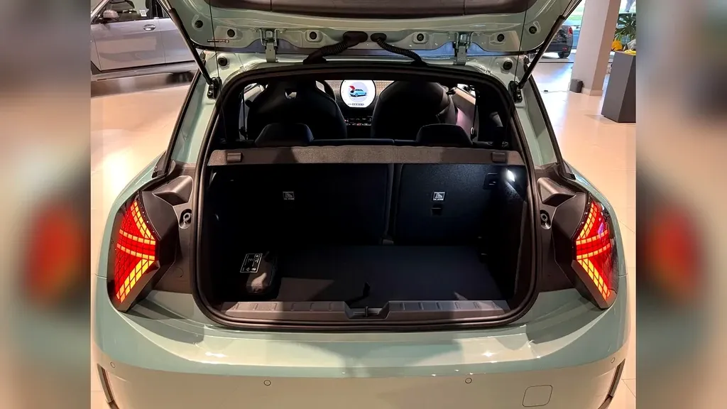 Mini Cooper SE - Imagem 4