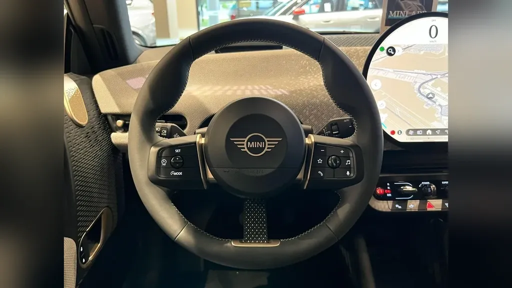 Mini Cooper SE - Imagem 6