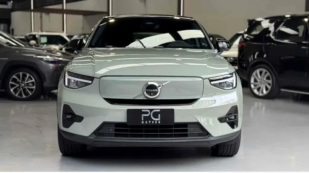 Volvo C40 Recharge - Imagem 2