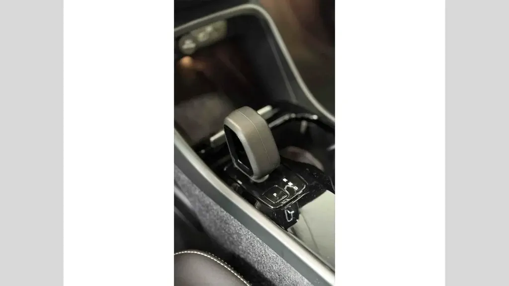 Volvo C40 Recharge - Imagem 7