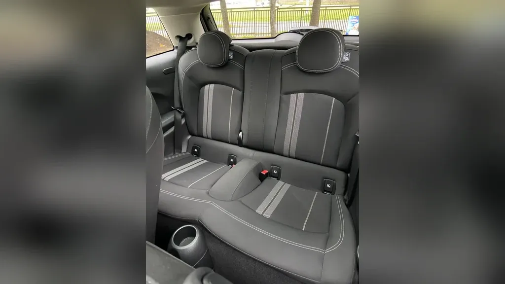 Mini Cooper SE - Imagem 3