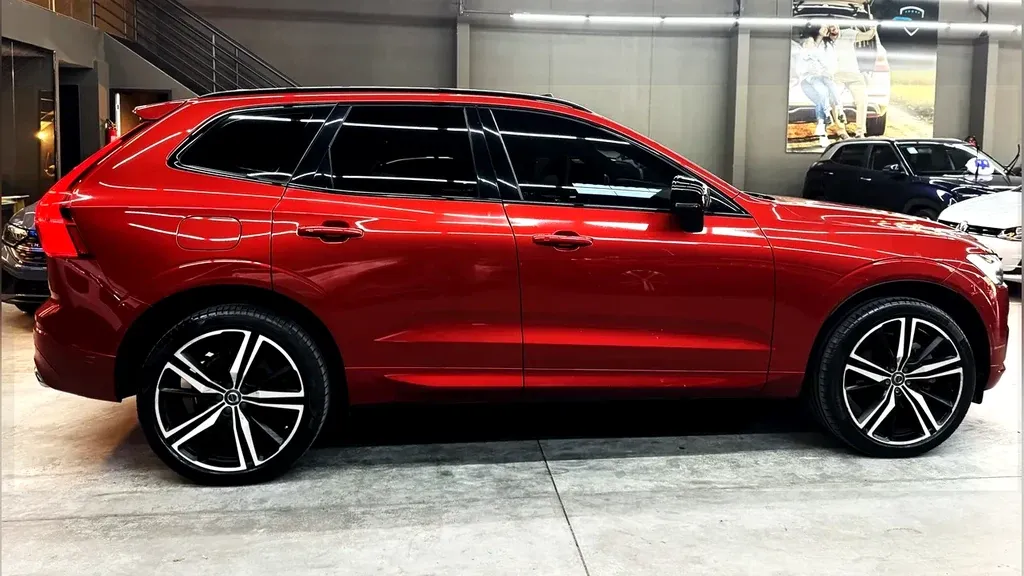 Volvo Xc60 Recharge Plug-in Hybrid - Imagem 11