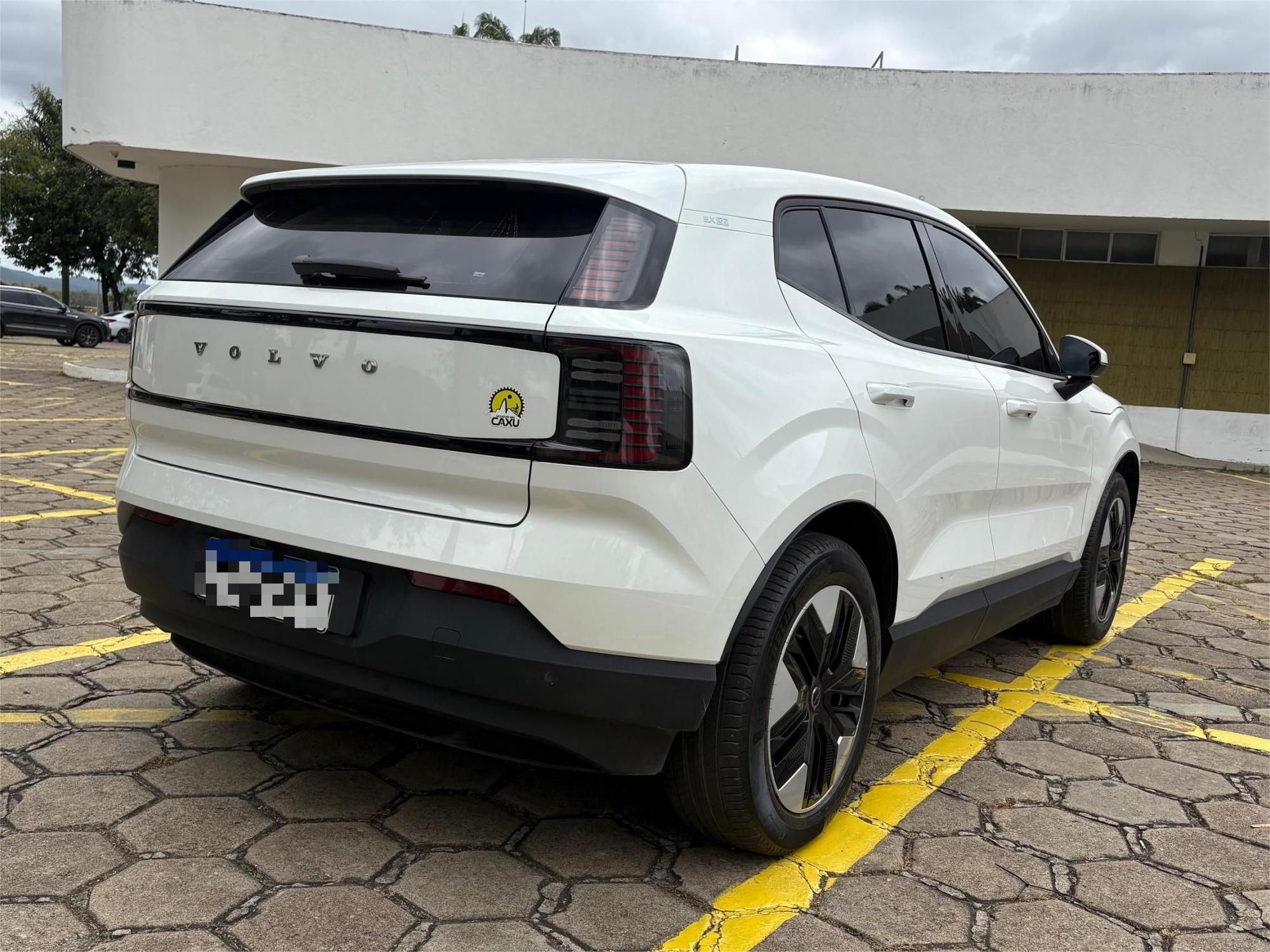 Volvo EX30 - Imagem 2