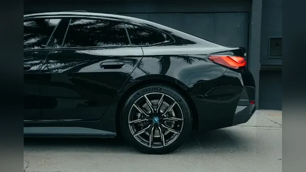 BMW I4 Edrive35 - Imagem 7