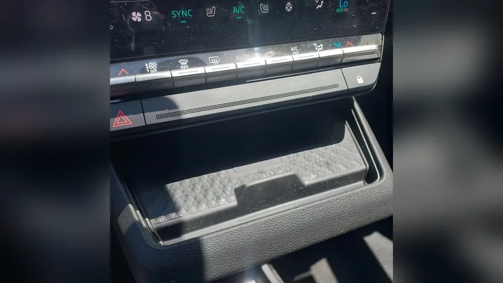 Renault Megane E-tech Electric - Imagem 13