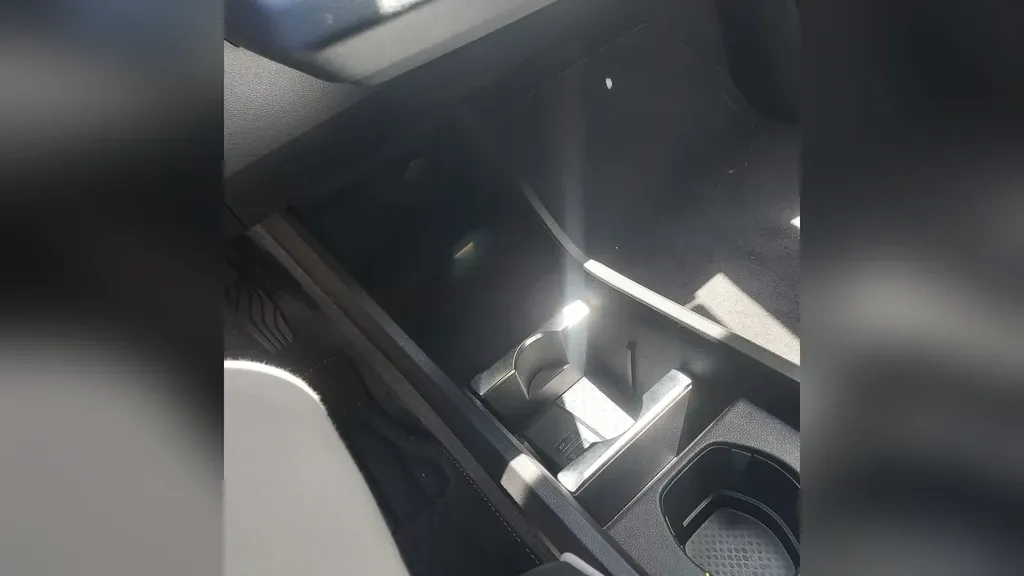 Renault Megane E-tech Electric - Imagem 14