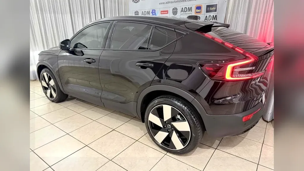 Volvo Ec40 - Imagem 3