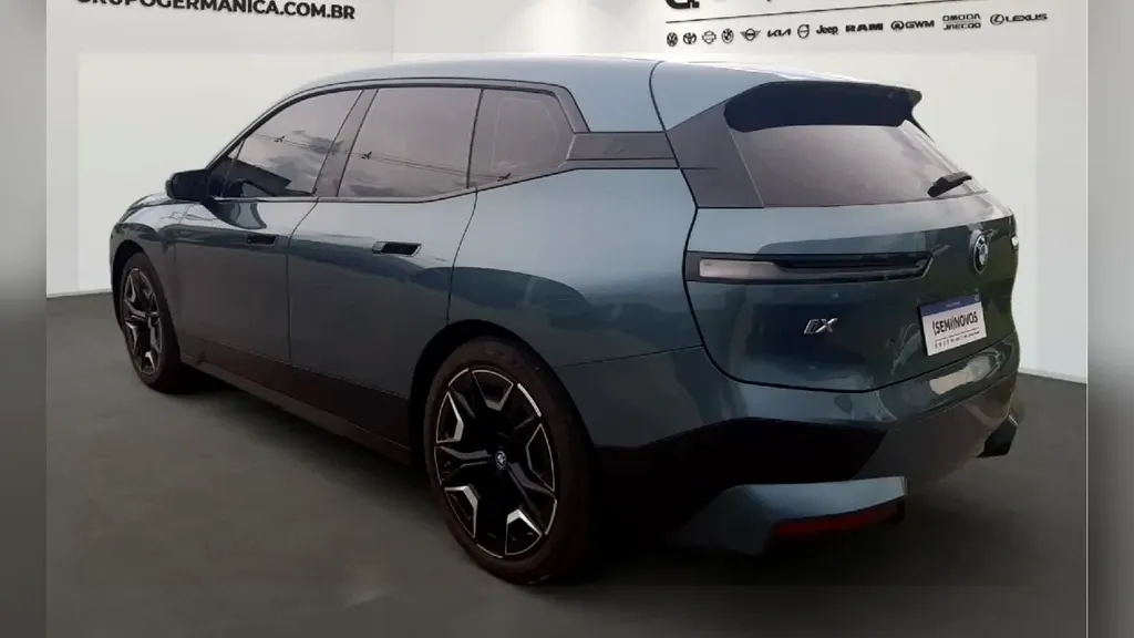 BMW Ix - Imagem 4