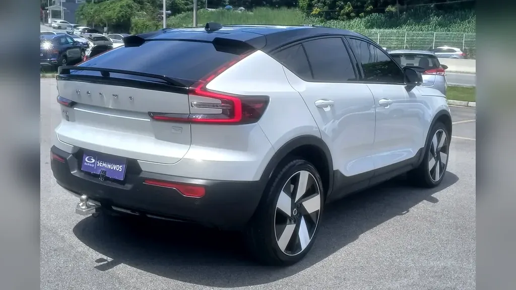 Volvo C40 Recharge - Imagem 4