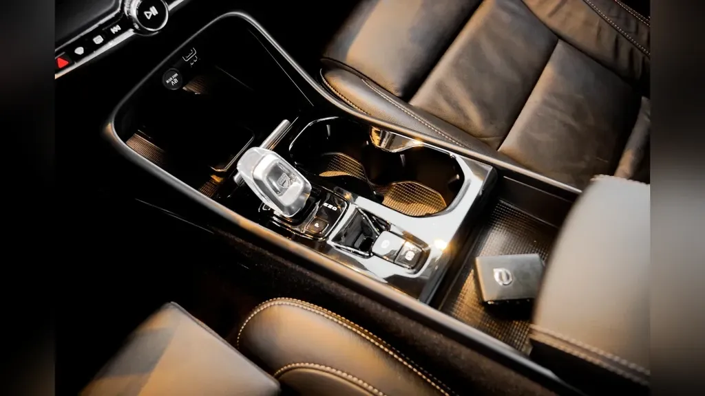 Volvo XC40 - Imagem 12