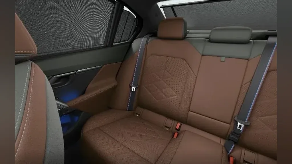 BMW I5 M60 - Imagem 12