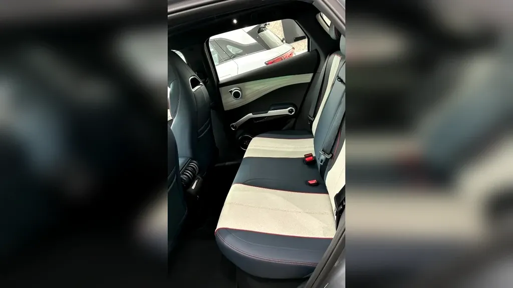 BYD Yuan Plus - Imagem 12